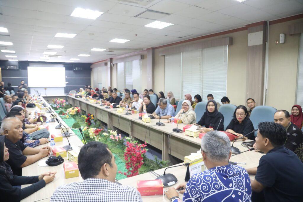 Ratusan Sekwan Kabupaten/Kota Sambangi DPRD Kota Batam, Diskusikan Aplikasi e-SPPD