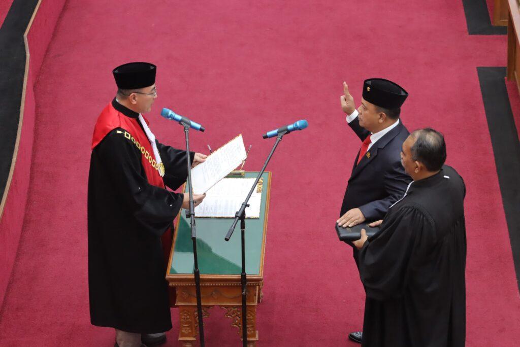 Budi Mardiyanto Resmi Dilantik Sebagai Wakil Ketua II DPRD Kota Batam 2024-2029