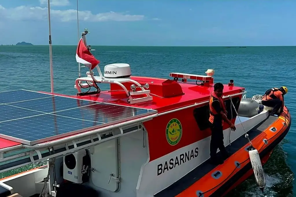 Kapal Barang Bermuatan Empat ABK Hilang Kontak di Perairan Natuna, Tim SAR Lakukan Pencarian