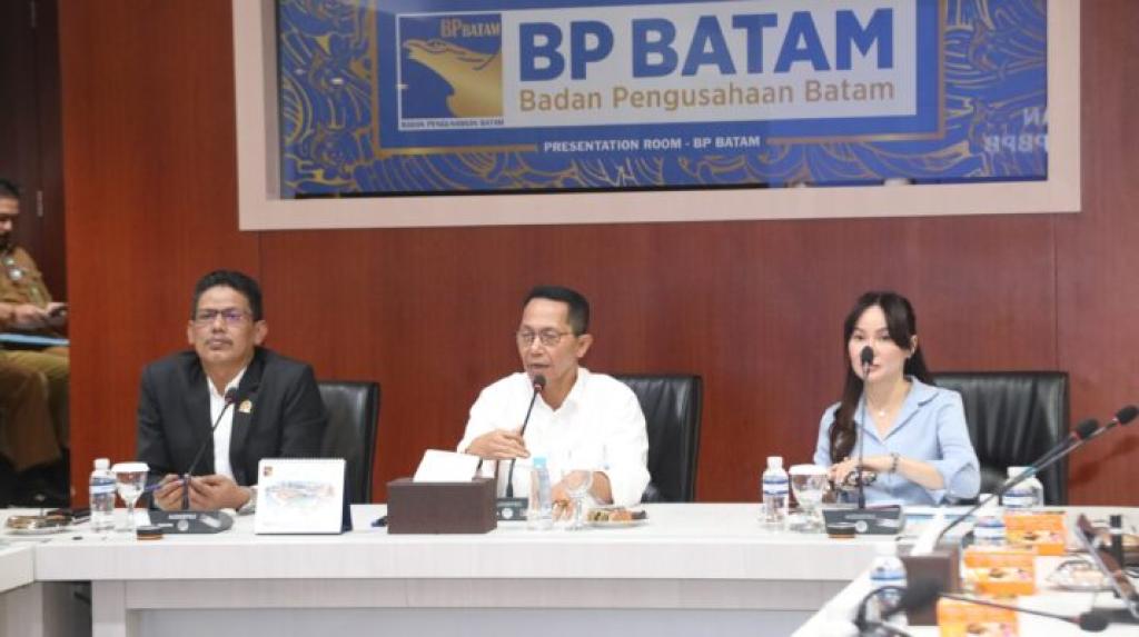 Ketua DPRD Kota Batam Hadiri Rapat Koordinasi Perluasan Wilayah Kerja BP Batam