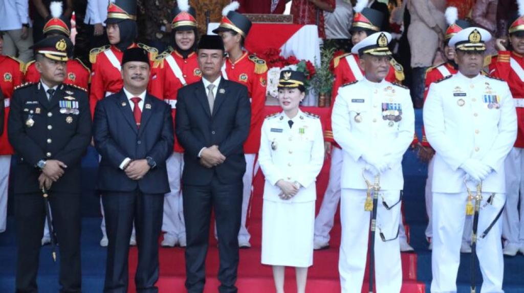 DPRD Batam Hadiri Upacara Penurunan Bendera HUT RI ke-80