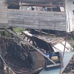 Empat Rumah di Kuala Enok Terjun ke Sungai Akibat Longsor, Belasan KK Terdampak