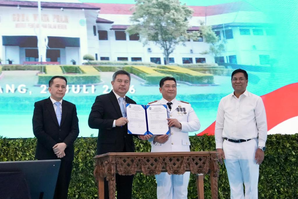 Terima 28 Lulusan IPDN Asal Riau, Sekda Pesan Jaga Integritas dan Optimalkan Pelayanan