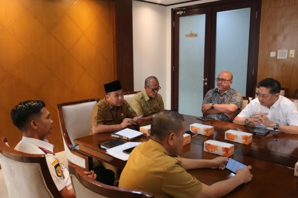 Angkutan CPO Dibatasi, Pemprov Riau Dorong Solusi agar Distribusi Sawit Tak Terganggu
