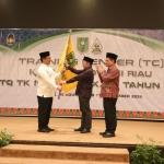 Lepas Kafilah Riau Ikuti MTQ Nasional, Sekda Tekankan Akhlak dan Marwah Daerah