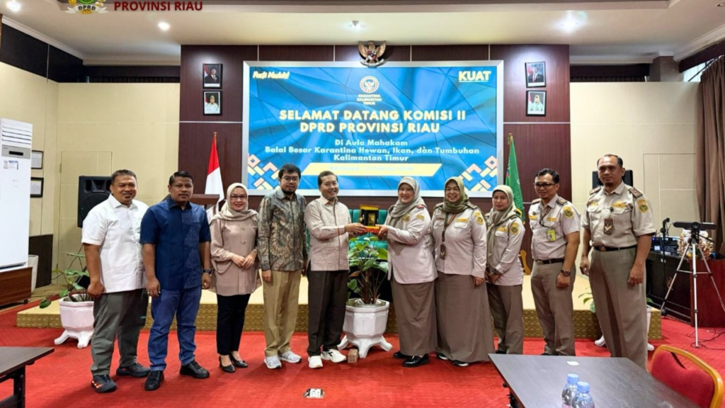 Komisi II DPRD Provinsi Riau melakukan kunjungan konsultasi karantina komoditas strategi BBKHIT Kaltim