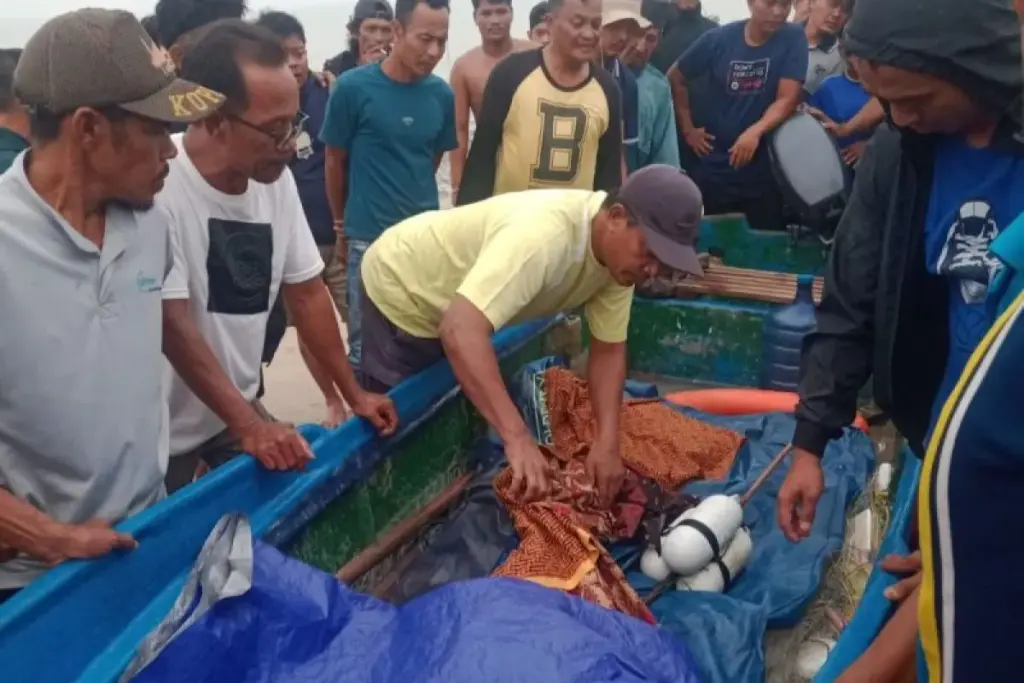 Nelayan Hilang Saat Menjaring Ikan di Perairan Karimun Ditemukan Meninggal
