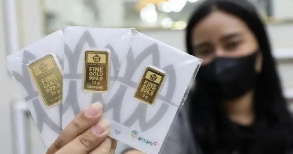 Harga Emas Antam Tembus Rp2,016 Juta per Gram Hari ini, Tertinggi Sepanjang Sejarah
