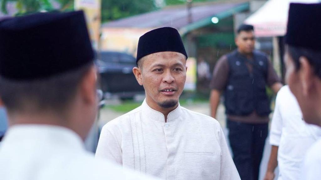 Banjir Surut, Wako Pekanbaru Pastikan Bantuan Terus Mengalir untuk Warga Tedampak