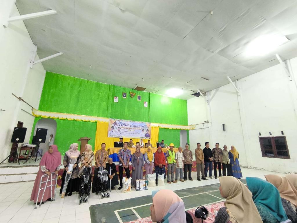 DKPP Natuna Salurkan Bantuan 3,24 Ton Beras Untuk Warga di Empat Kecamatan