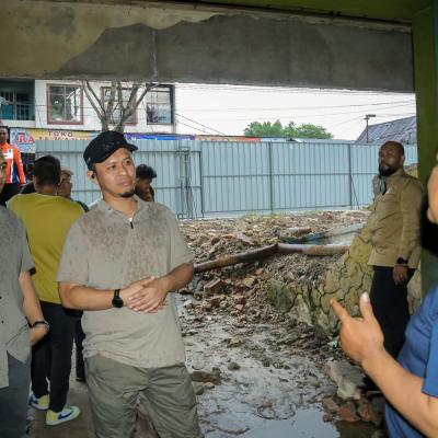 Wali Kota Pekanbaru Tinjau Progres Pembangunan Pasar Bawah: Targetkan Selesai Tepat Waktu