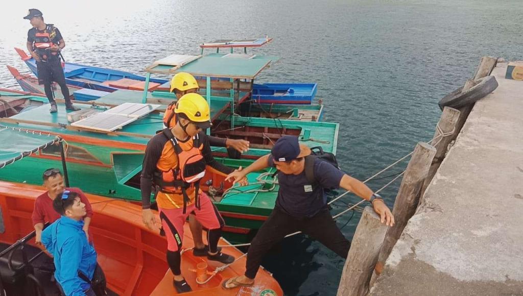 Tim SAR Natuna Evakuasi 10 Penumpang Speedboat di Anambas