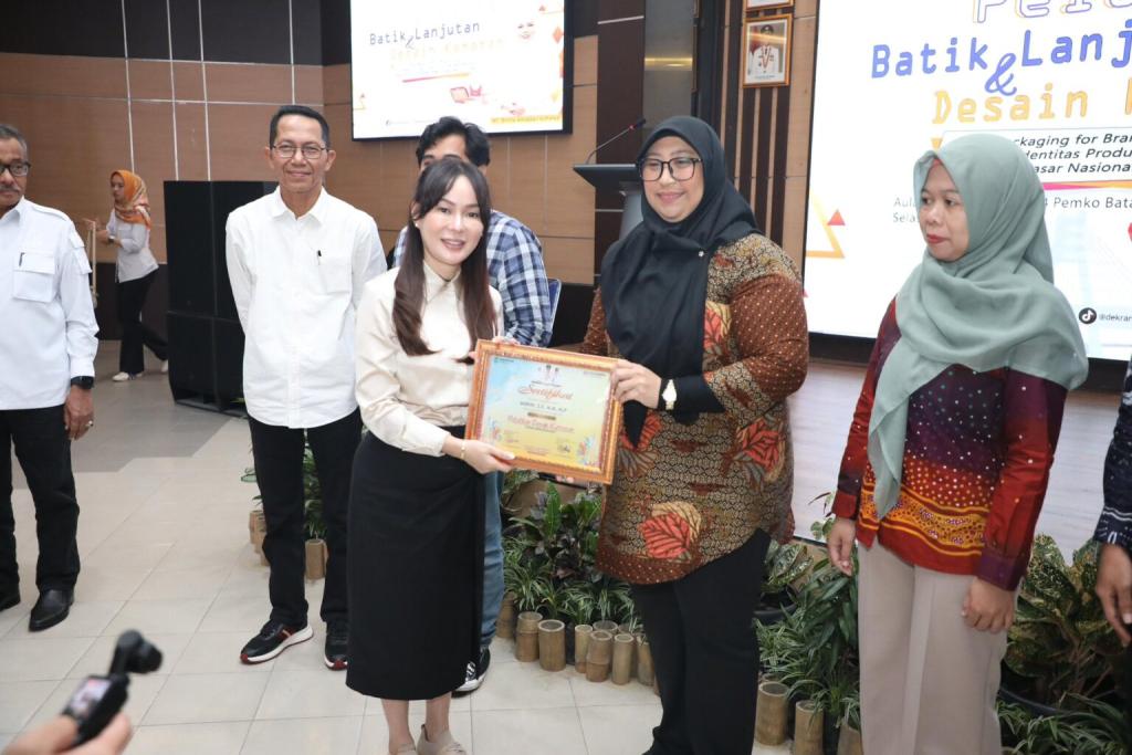 Pemko Batam ๐๐จ๐ซ๐จ๐ง๐ ๐๐๐ ๐๐๐ญ๐๐ฆ ๐๐๐ฆ๐๐ฎ๐ฌ ๐๐๐ฌ๐๐ซ ๐๐๐ฌ๐ข๐จ๐ง๐๐ฅ ๐๐๐ง ๐๐ฅ๐จ๐๐๐ฅ