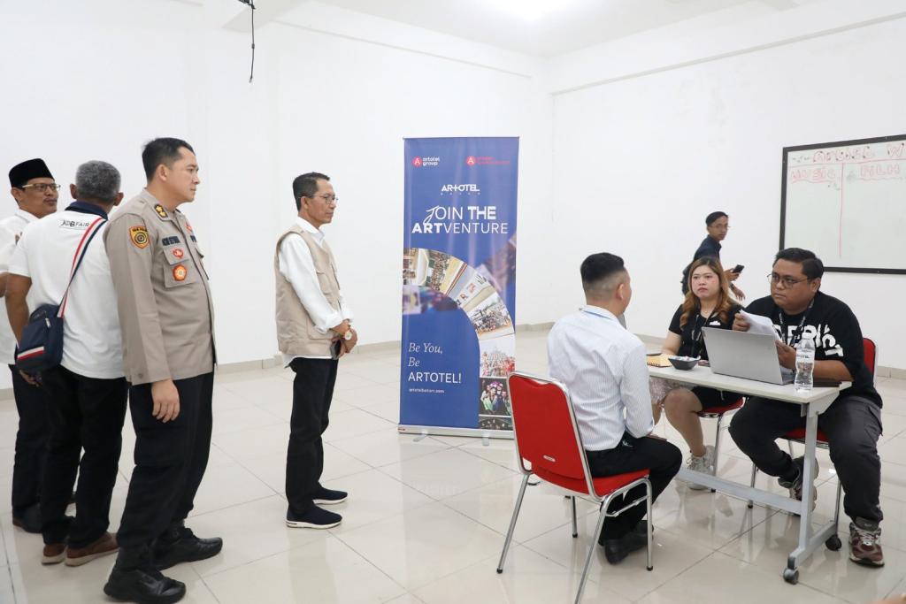 𝐑𝐢𝐛𝐮𝐚𝐧 𝐋𝐨𝐰𝐨𝐧𝐠𝐚𝐧 𝐊𝐞𝐫𝐣𝐚 Tersedia di 𝐉𝐨𝐛 𝐅𝐚𝐢𝐫 𝐁𝐚𝐭𝐚𝐦 𝟐𝟎𝟐𝟓