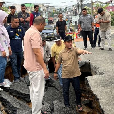 Jalan Lobak Amblas, Wali Kota Agung Nugroho Turun Langsung di Tengah Libur Lebaran