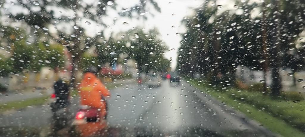 Hujan Lebat Berpotensi Disertai Petir di Riau, Ini Wilayah yang Perlu Waspada