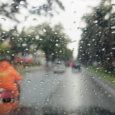 Hujan Lebat Berpotensi Disertai Petir di Riau, Ini Wilayah yang Perlu Waspada
