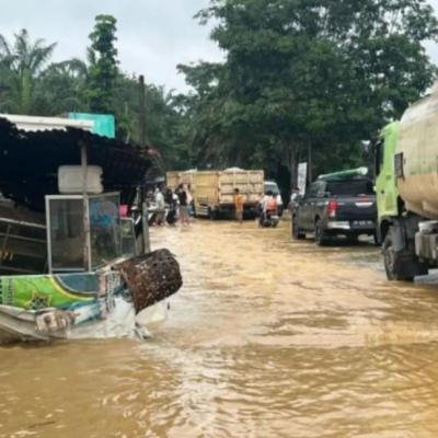 Banjir Besar Rendam Tapung Hulu Kampar, Ribuan Rumah Terdampak