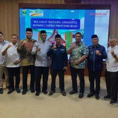 Komisi I DPRD Provinsi Riau Kunjungi Disdukcapil Sumatera Barat, Pelajari Inovasi Layanan Kependudukan