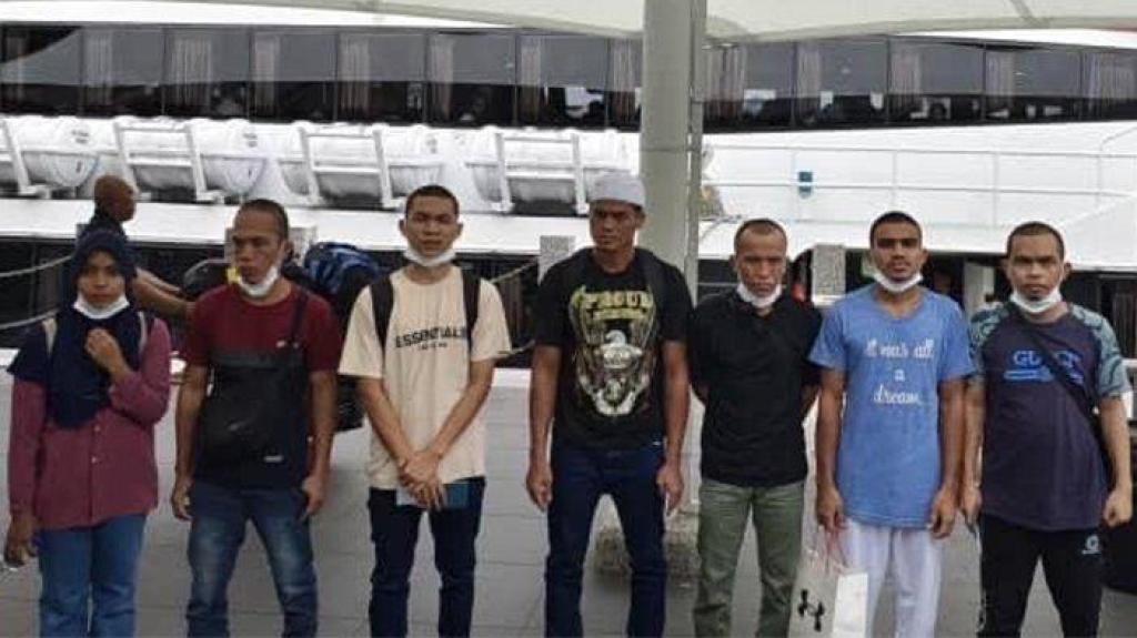 Usai Jalani Proses Hukum di Malaysia, 1 Warga Riau dan 6 WNI Dipulangkan ke Tanah Air