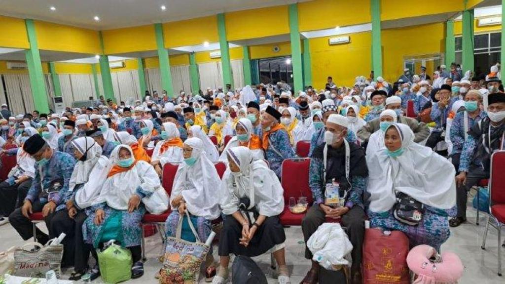 438 Jemaah Haji Asal Pekanbaru Masuki Asrama Haji Batam, Siap Berangkat ke Tanah Suci