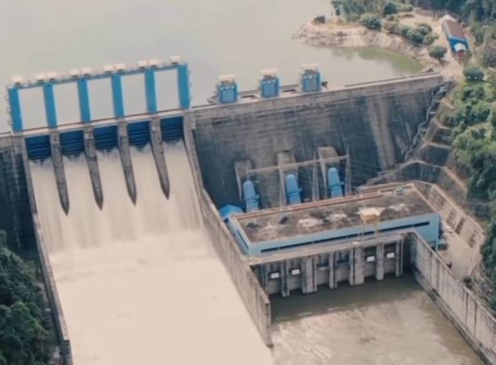 Antisipasi Banjir, PLTA Koto Panjang Buka Spillway dengan Debit Aliran 736,50 m³/s