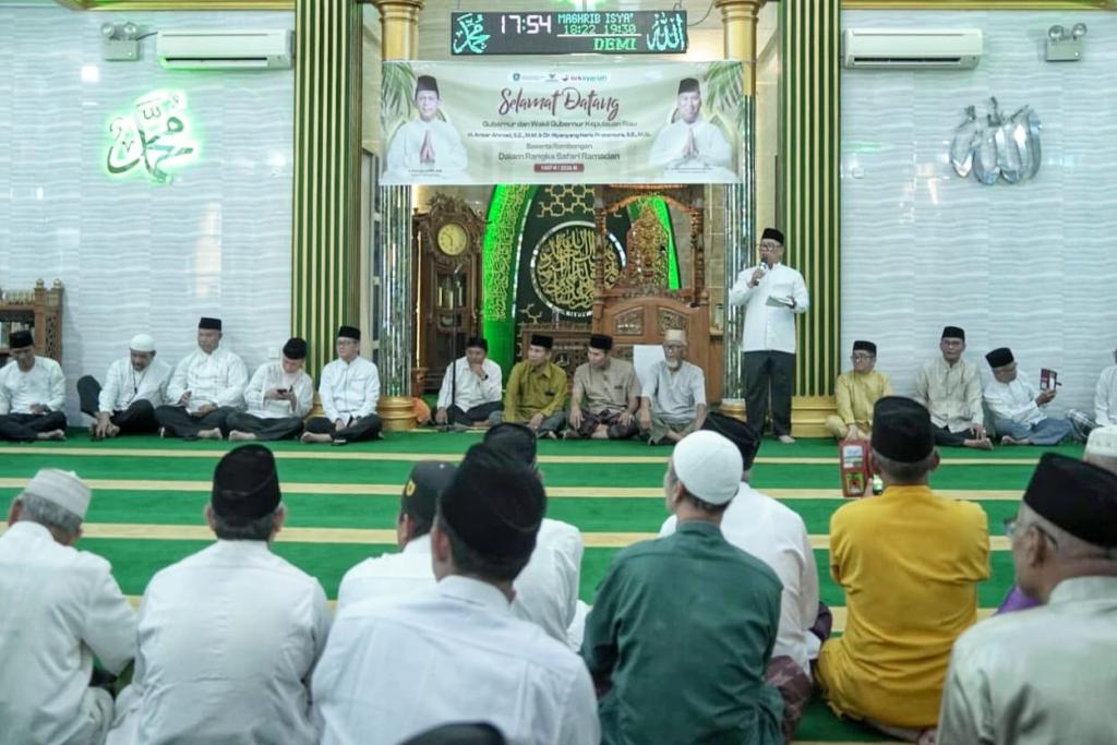 Wagub Nyanyang Safari Ramadhan di Tanjung Uma dan Baloi Indah