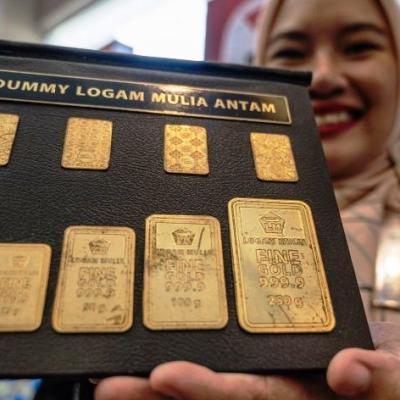 Emas Antam Anjlok Rp 12.000 per Gram: Rincian Harga Terbaru