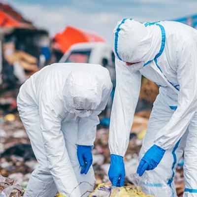 Wali Kota Pekanbaru Minta Polisi Usut Pembuang Limbah B3 Sembarangan