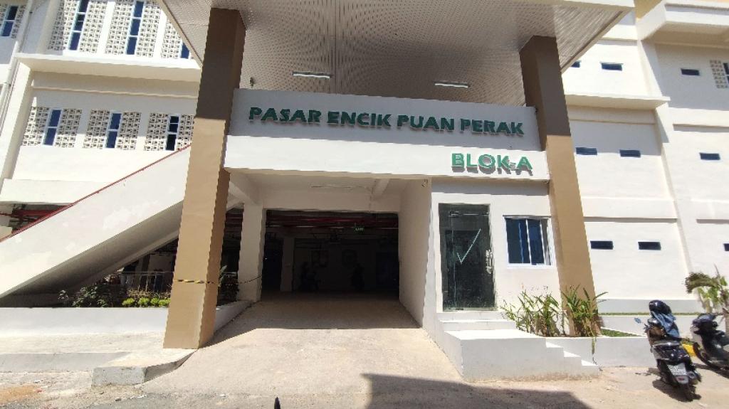 Dibangun Puluhan Miliar, Pasar Encik Puan Perak Ditinggalkan Pedagang