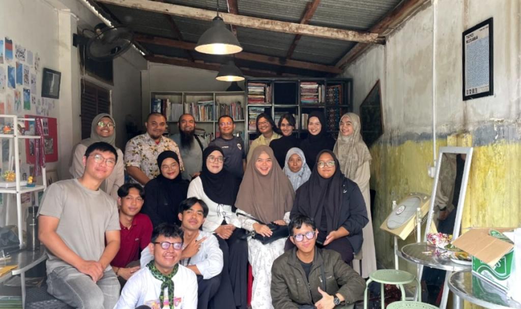 Hadirkan Rektor Unilak dan Ketua KIPMI, Komunitas Kotak Baca Gelar Sharing Session