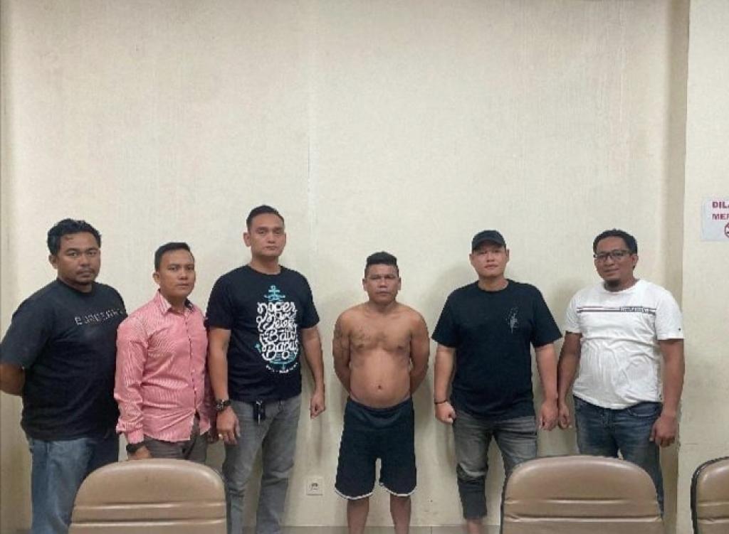 Aksi Pria Ancam Pengendara Pakai Pisau Viral, Pelaku Berhasil Diringkus Tim Resmob Polda Riau