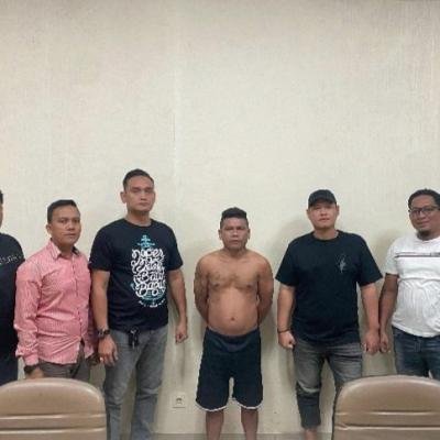 Aksi Pria Ancam Pengendara Pakai Pisau Viral, Pelaku Berhasil Diringkus Tim Resmob Polda Riau