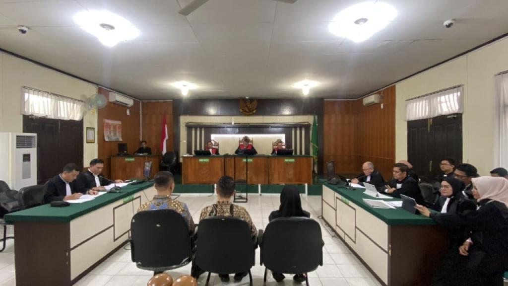 Tiga Mantan Pejabat Pemko Pekanbaru Jalani Sidang Perdana Kasus Korupsi