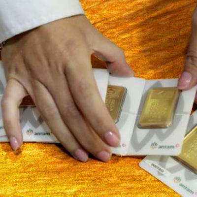 Harga Emas Antam Naik di Akhir Pekan: Emas 0,5 Gram Rp862.000