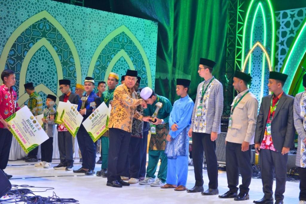 Qori Qoriah Prestasi di STQH Nasional Kendari Bakal Dapat Bonus Ratusan Juta Rupiah