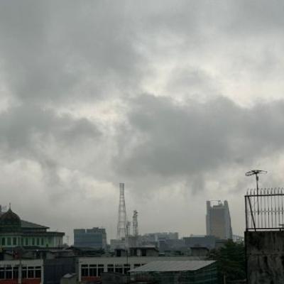 Prakiraan Cuaca Riau Hari ini: Waspada Hujan Lebat Disertai Petir dan Angin Kencang