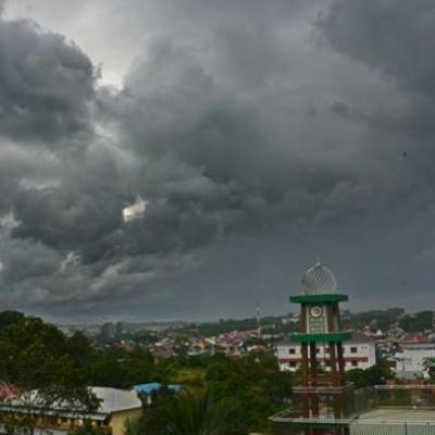 BMKG Peringatkan Cuaca Ekstrem di Riau, Ini Wilayah yang Harus Waspada Hari Ini