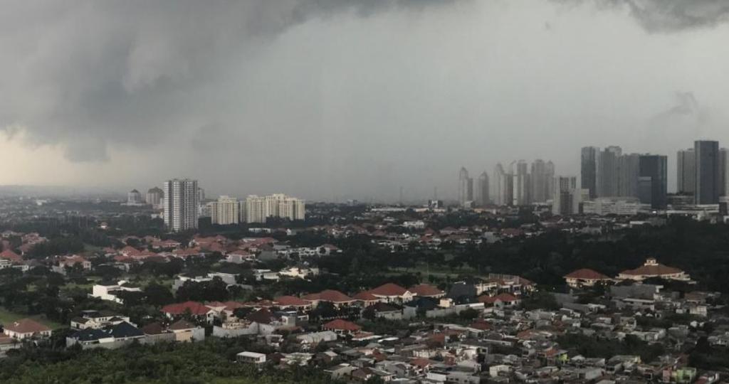 BMKG Peringatkan Cuaca Ekstrem di Kepri Hari ini: Waspada Hujan Lebat Disertai Petir