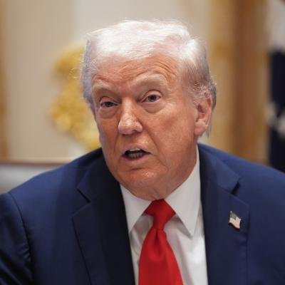 Realisasikan Ancaman, Presiden Trump PHK Ribuan Pegawai Negeri AS