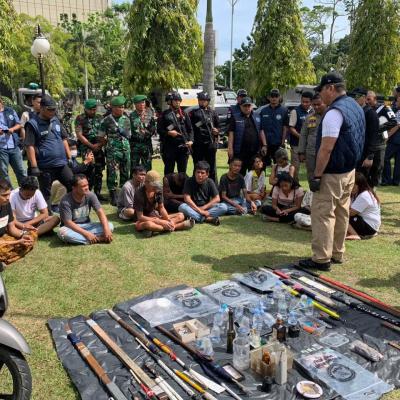 Lakukan Razia di Kampung Narkoba, Tim Gabungan Tangkap 13 Warga Pangeran Hidayat