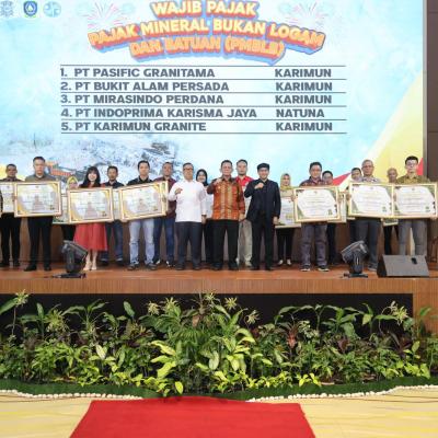 Pemprov Kepri Hadiahkan 10 Paket Umrah pada Pemenang Gebyar PKB 2025