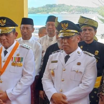 Upacara Adat Melayu Sambut Ansar Ahmad dan Nyanyang Haris Pratamura sebagai Gubernur dan Wakil Gubernur Kepri