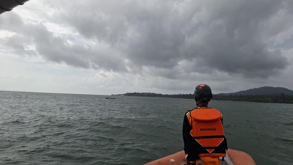 Pencarian Pemancing Hilang di Perairan Cukas Lingga Terkendala Cuaca
