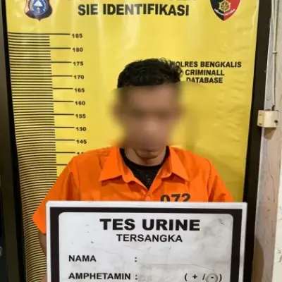 Pesta Pernikahan di Desa Deluk Digerebek, Pemain Keyboard Positif Methamphetamine