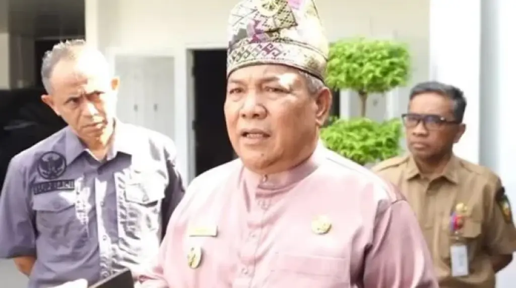 SF Hariyanto Minta Maaf, Tegaskan MBG Tidak Pengaruhi Pendapatan Retribusi Daerah