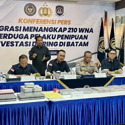 Imigrasi dan Polda Kepri Bongkar Sindikat Penipuan Daring Internasional di Batam