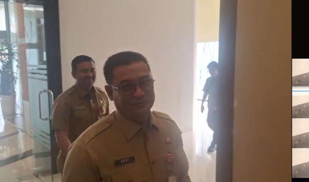 Sempat Dibawa KPK Beberapa Jam, Sekdaprov Syahrial Abdi Kembali Bertugas