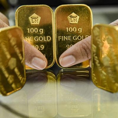 Harga Emas Antam Hari ini Turun Rp8.000, Berikut Rinciannya