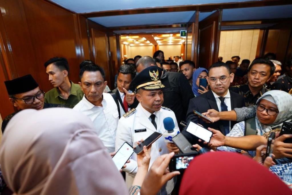 Gubernur Riau Abdul Wahid: Mutasi Pejabat Berdasarkan Kompetensi untuk Peningkatan Kinerja Birokrasi